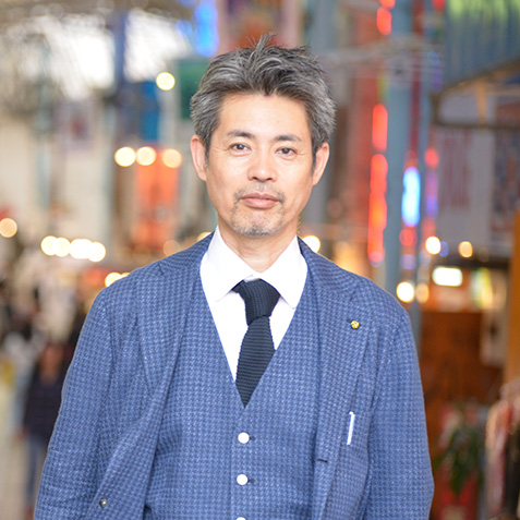 稲嶺　盛裕
